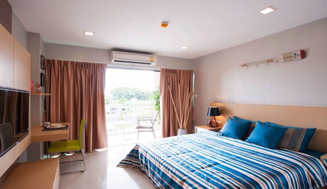 Landmark Residence in Bang Sao Thong