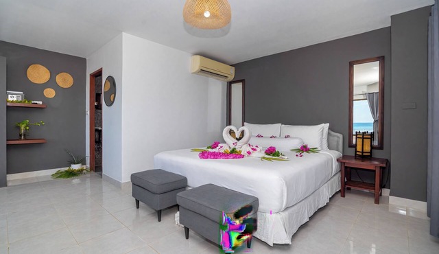 Lanta Beachfront Resort in Ko Lanta