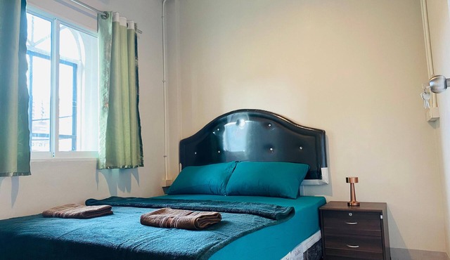 Lemon Tree Khaosan Hostel in Bangkok