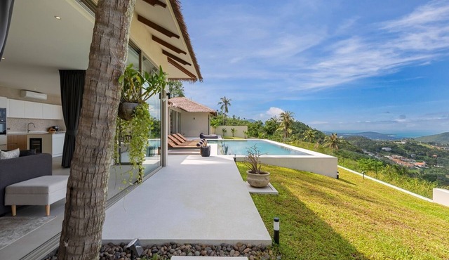 Lilly Belle Stunning Bali Style : 2 Bed Pool Villa in Bo phut