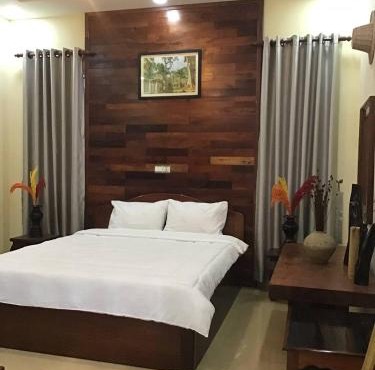 Liza Boutique in Phumi Ta Phul