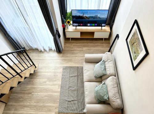 Lofts Fashion Island in Bangkok