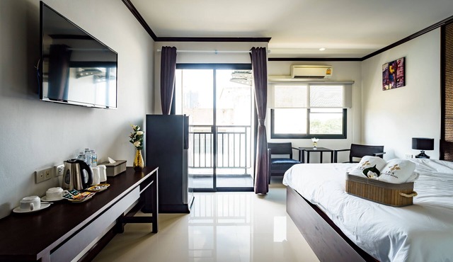 Lux Boutique Hotel in Nonthaburi