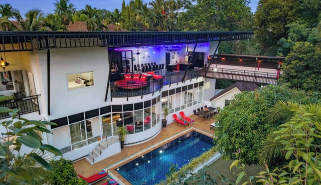 Luxury villa mountain view 10BR/Private chef available in Soi Themrat Chalong Muang