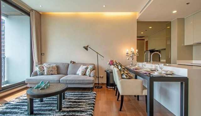 Luxury 1Bed 1Bath 300m BTS Phrom Phong, EmQuartier, Emporium, EmSphere, FreeWifi