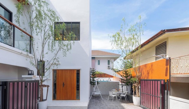Luxury Private Pool Villa - 487 Psalms 23Residence @ Huaikwang in Krung Thep Maha Nakhon