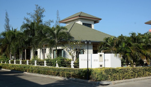 Luxury villa with private pool, SPA, 3 bedrooms, 3 bathrooms, 2 terraces in Hua Hin