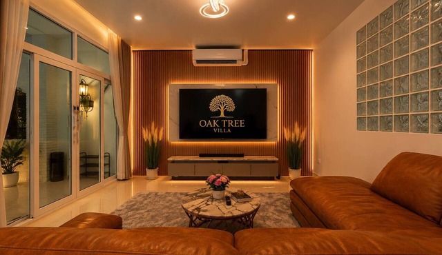 Luxury4br Pool Villawalk to Patongbeachrooftop BBQ in Patong