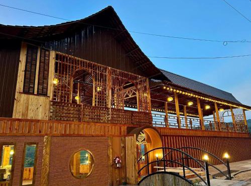 Mae Klang Luang Villa แม่กลางหลวงวิลล่า in Chom Thong