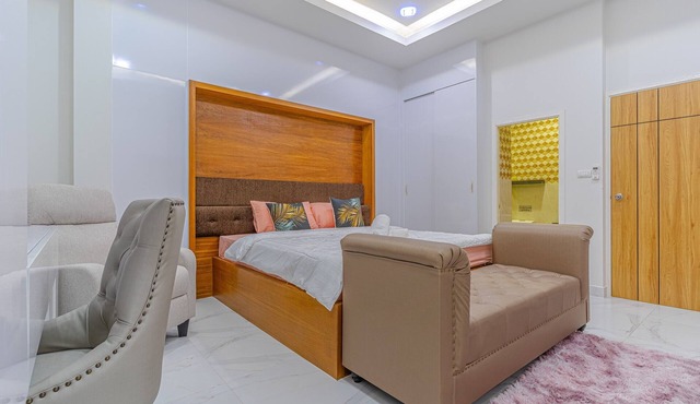 Mew pool villa 5 pattaya. Less than 5min to jomtien beach in Muang Pattaya