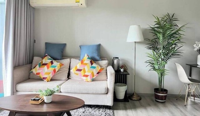 Modern & Cozy 2-Bedroom Apartment Near BTS Bearing Station and International Schools in Krung Thep Maha Nakhon