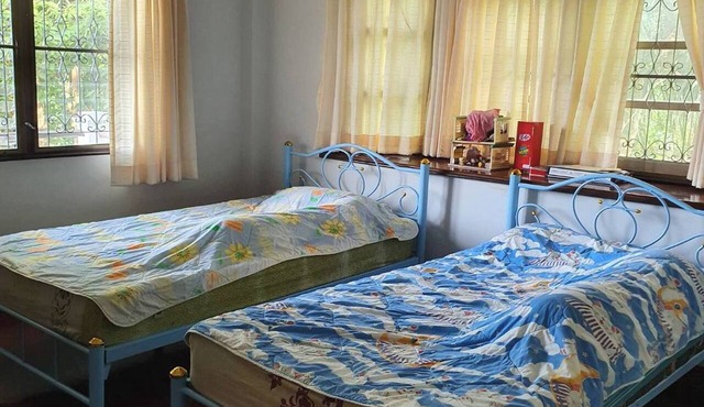 Mountain Front Family Home Big Balcony For 4 Rare Birds, Bikes in Kaeng Krachan