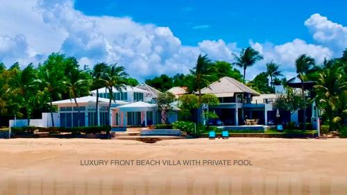 Natural Villas Samet View Beachfront Private Pool 4BR in Klaeng