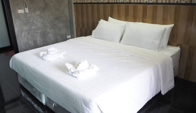 Needa Rock Resort in Khanom