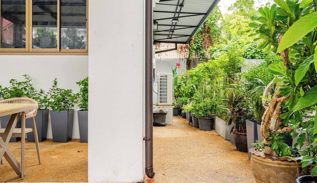 New reno, 2 bed townhouse, best location, Patong in Pa Tong