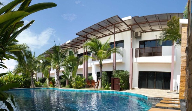 Oasis Garden & Pool Villa at VIP Resort in Rayong