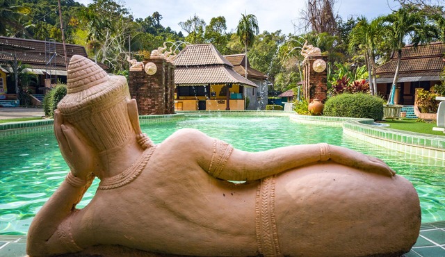 Orchid Villa with hot tube in Koh Chang