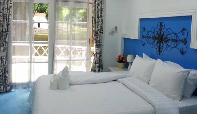 Ozono Resort in Suan Phueng