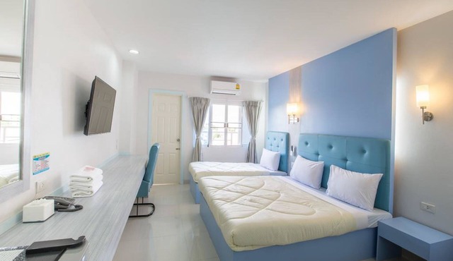P.A. Thani Hotel in Nakhon Sawan