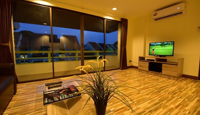 Panorama Golf And Country Club in Sikhio