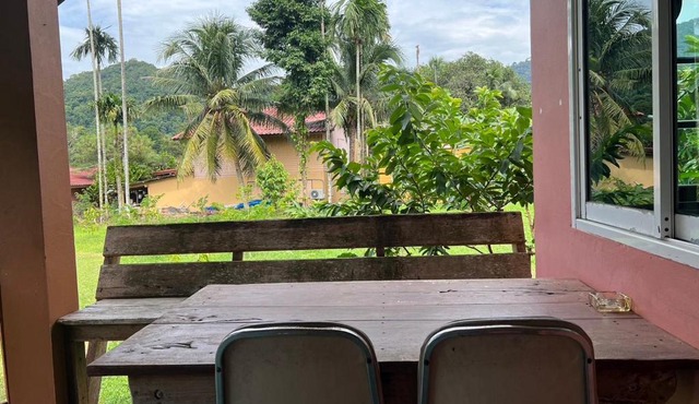 Phet Ban Suan Hotel in Ko Chang