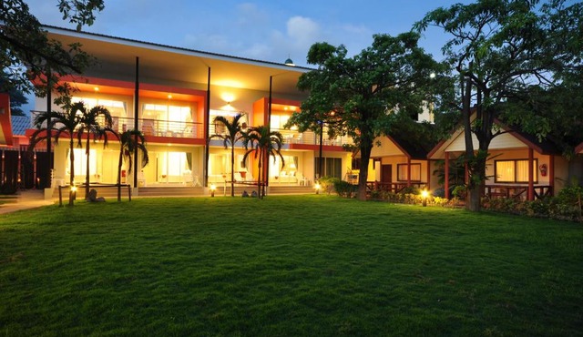 Phi Phi Rimlay Resort in Phi Phi Islands