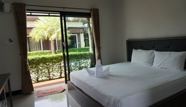 Phumipat Resort Thungsong in Thung Song