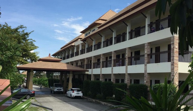 phuriburi resort in Pattaya