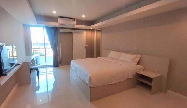 PKK.Hotel in Samut Prakan