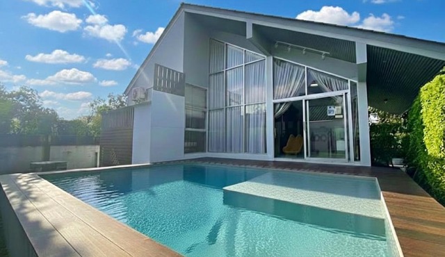 Pool villa 3 BR 10 Persons 5-min to tiger zoo - Njoy Pool villa