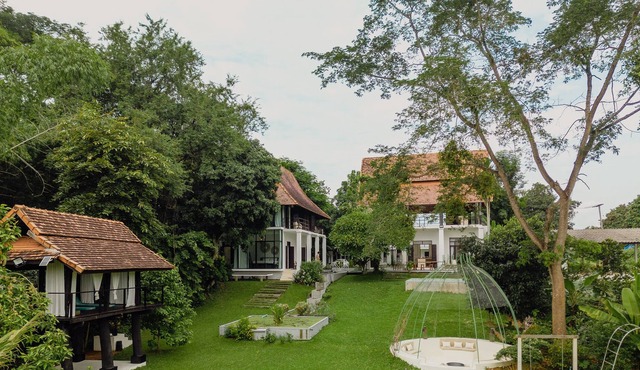 Pool Villa - Riverside gem in ChiangMai in Tambon Don Kaeo