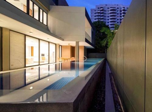 Premium 6BR Ekkamai Villa wITH Pool Home Theatre in Bangkok