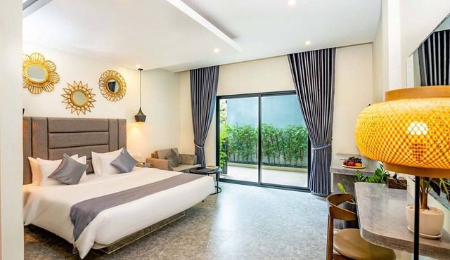 Rainforest Hotel by NSUN in Kampot