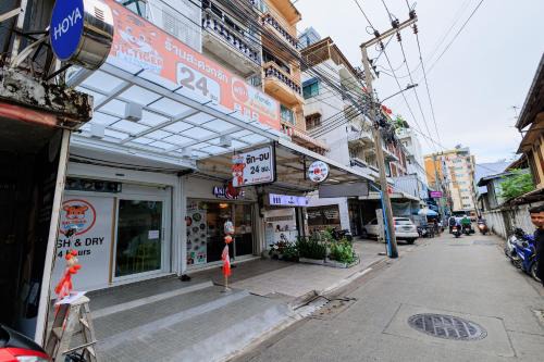 Reezq Hostel in Pratunam