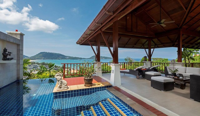 Residence Disa – Panoramic sea views above Patong Bay, just steps from the beach in ตำบลป่าตอง