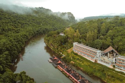 River Kwai Village Hotel in Ban Kaeng Raboet