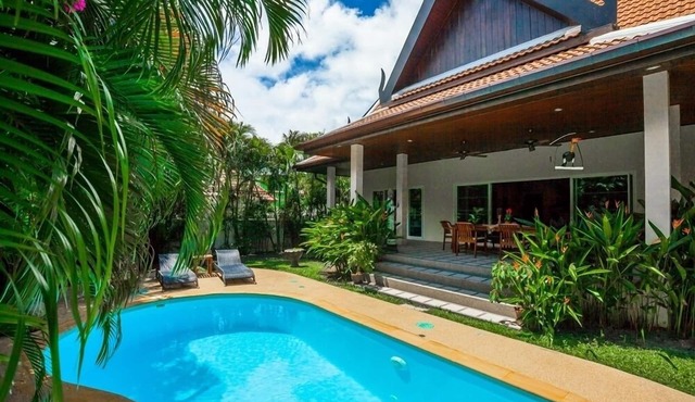 Romanee2 Convenient for life private pool Villa in Tambon Rawai