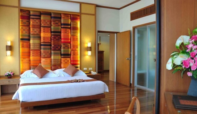 Royal Paradise Suite, #03 @ Patong Beach in phuket