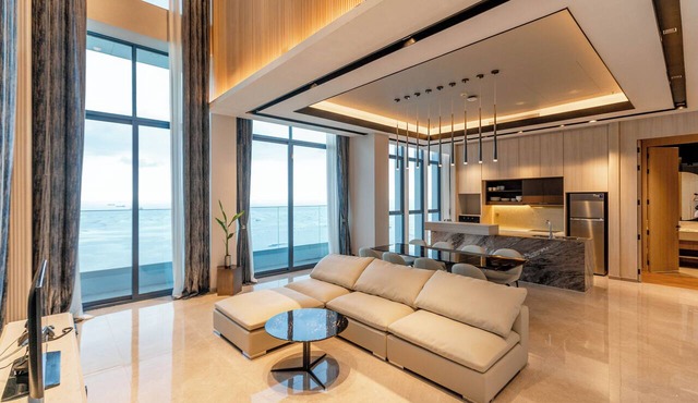 S. Sriracha Hotel and Residence in Si Racha