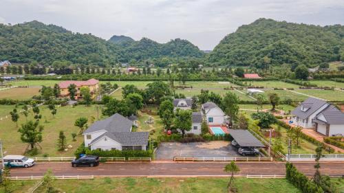 Samonrada pool villa Khao yai in Pak Chong