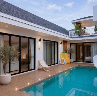Sanook Poolvilla Cha-am Private Pool Villa for 16 Guests Karaoke Pet Friendly Ice Bath in Hua Hin