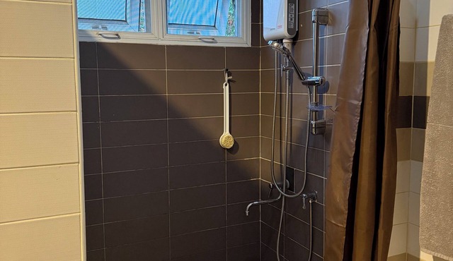Serene 3-bedroom house in Bangkok with WiFi in Bangkok