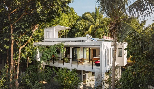 Serene Escape at Asia Blue Villa One - Your Luxurious 3-Bed Villa Retreat Awaits in Ko Pha-ngan