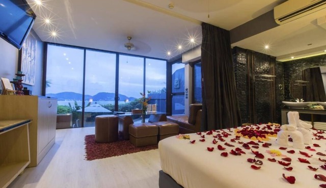 (SHA+)Premium Deluxe with plunge pool in Patong (C) in Patong