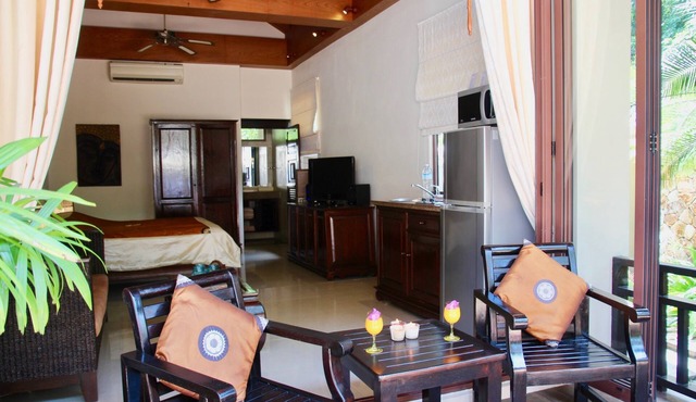 Sibaja Palms Sunset Beach Apartment in Koh Samui