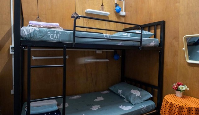 Sip N' Camp - Hostel in Bangkok