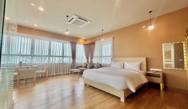 Siri Oriental Bangkok Hotel in Bangkok