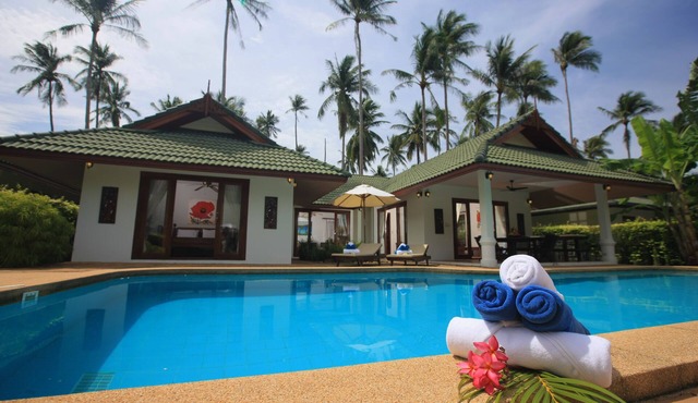 Spacious de luxe Grand villa with private pool and 5 bed and 4 bath rooms in bophut