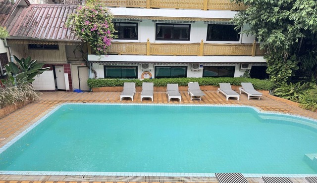 Spacious Superior Twin | Lounge in Comfort in Chiang Mai