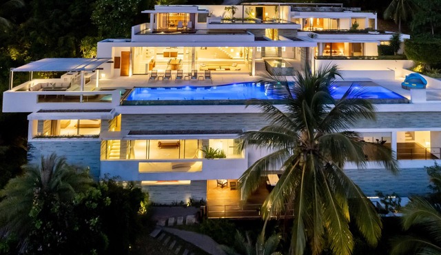 Splash 3 Bed : Contemporary Tropical Five Star Villa in Koh Samui
